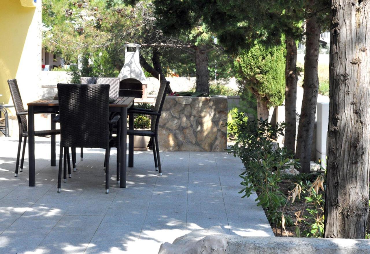 Villa Niva Vir Exterior foto